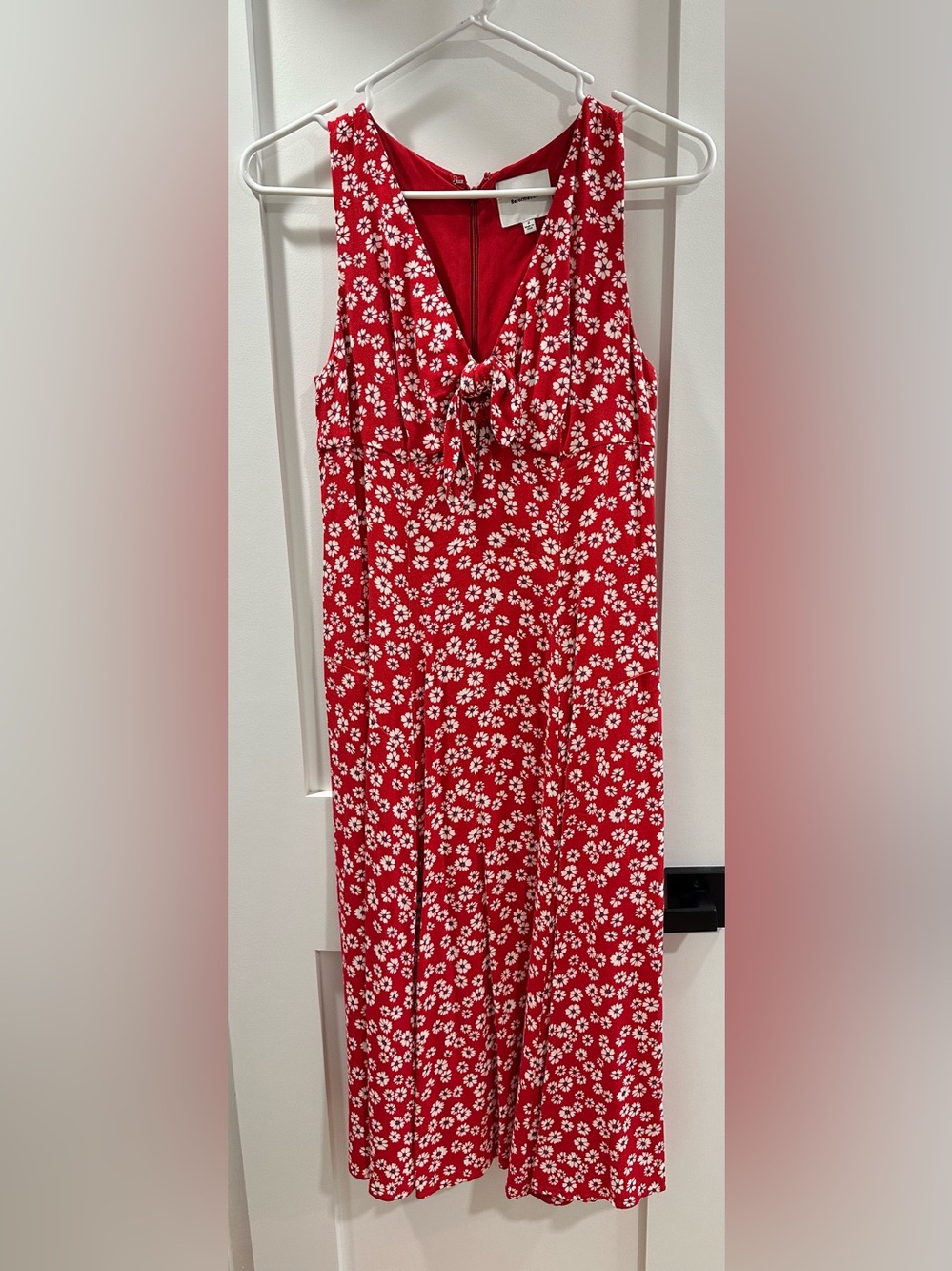 Reformation Adela Dress in Red Floral, size 2. Like new condition